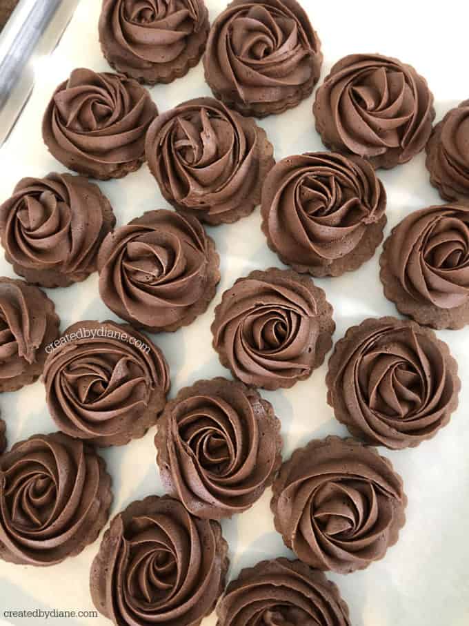 Gorgeous Chocolate Roses Recipe